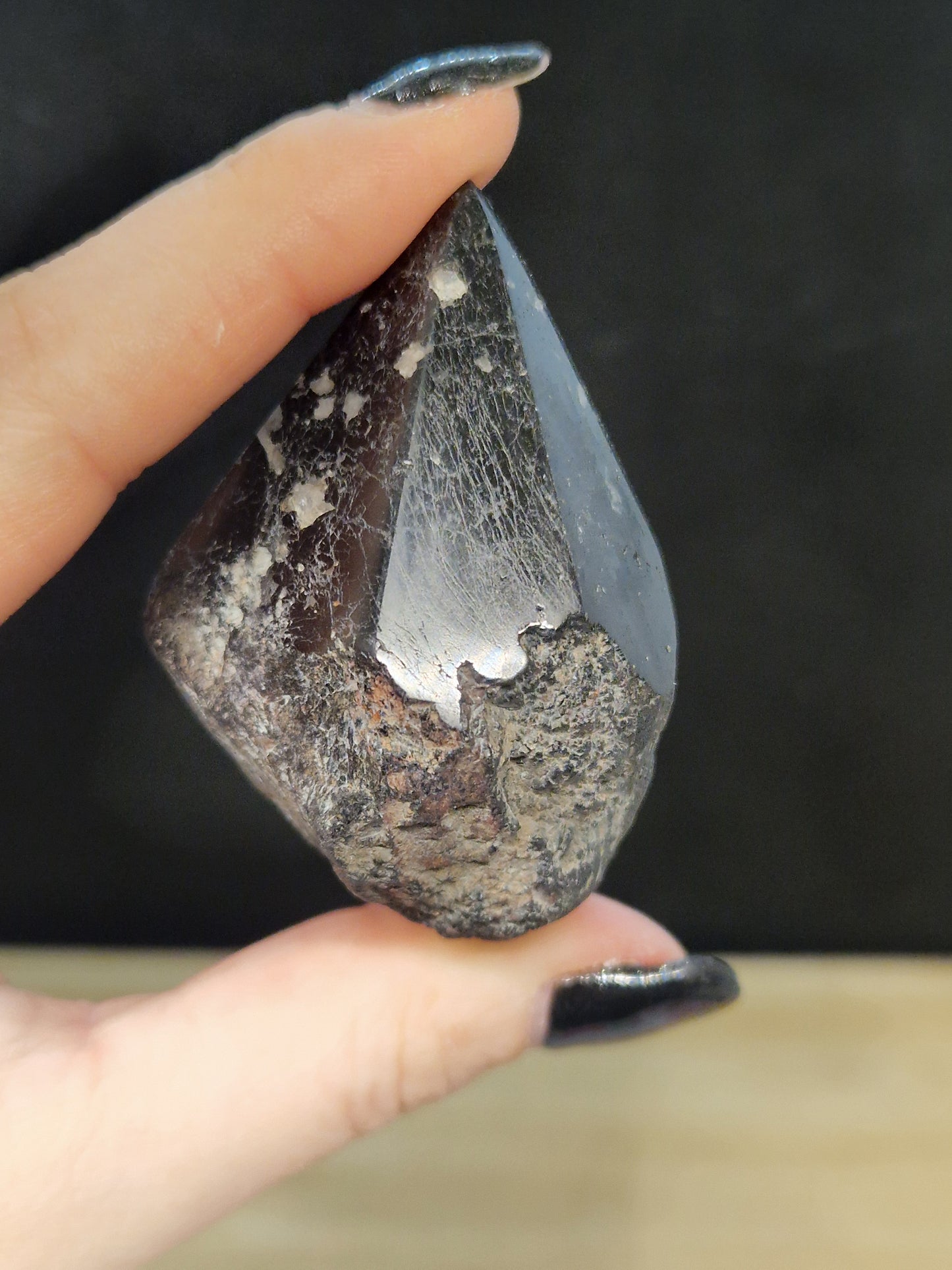Pointe Tourmaline noire semi polie