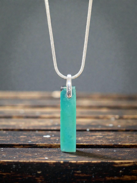 Pendentif bois opalisé