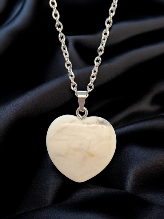 Pendentif coeur Howlite