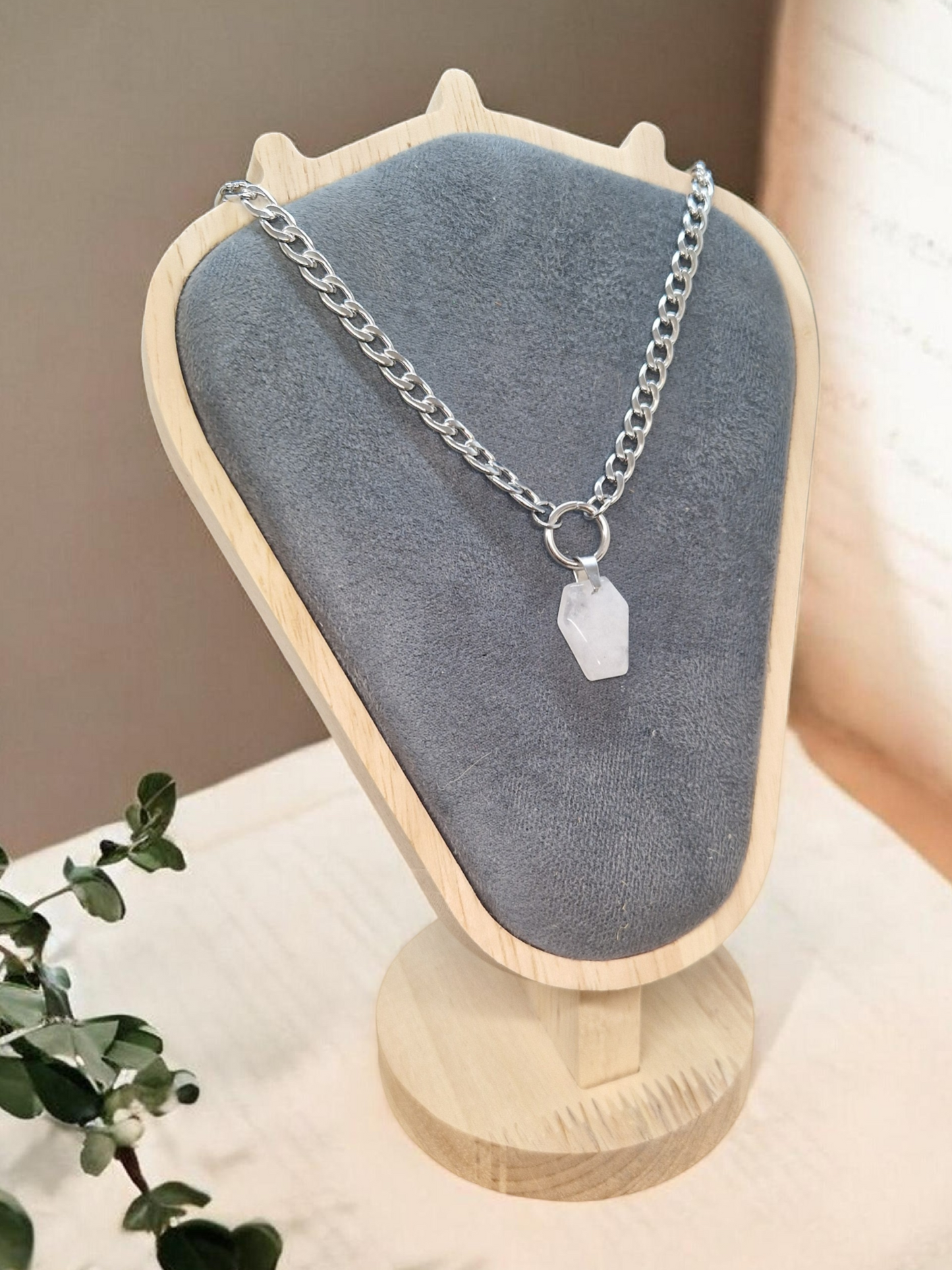 Collier Cristal de roche & Acier