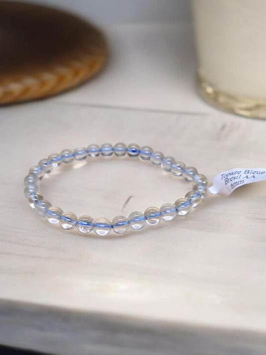 Bracelet Topaze bleue 6mm