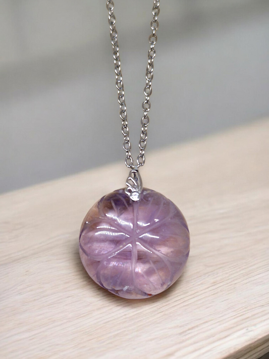 Pendentif Améthyste gravée