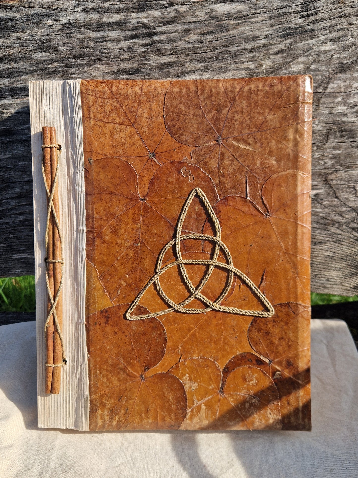 Grimoire Triquetra