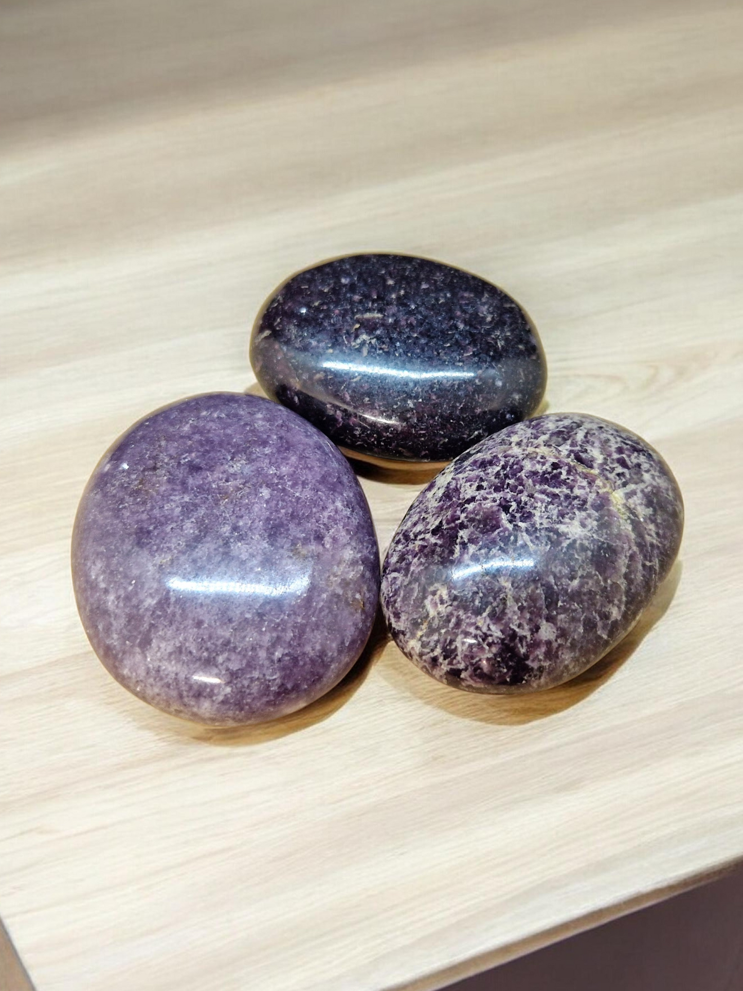 Galets lépidolite