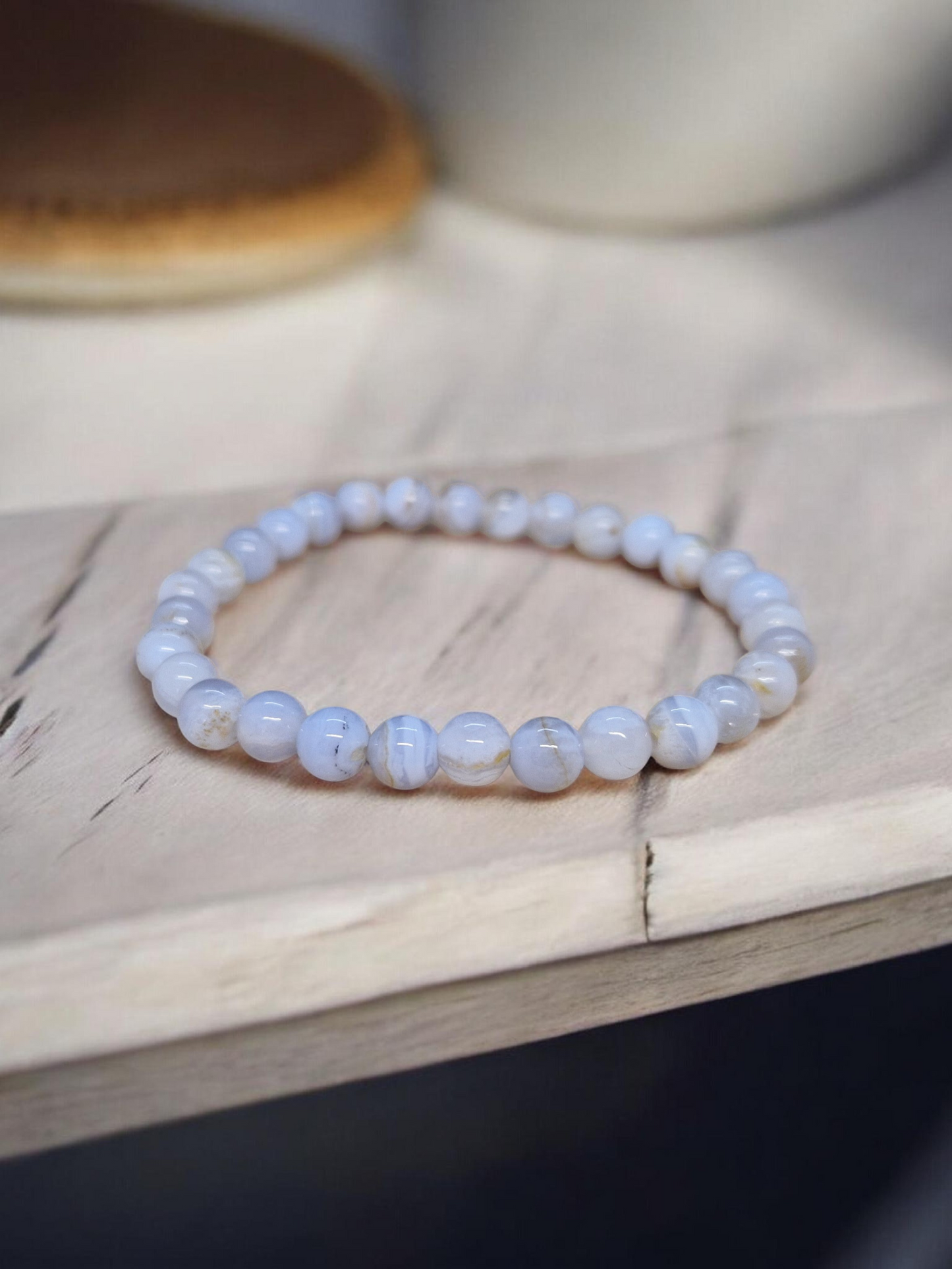 Bracelet Calcédoine bleue 6mm