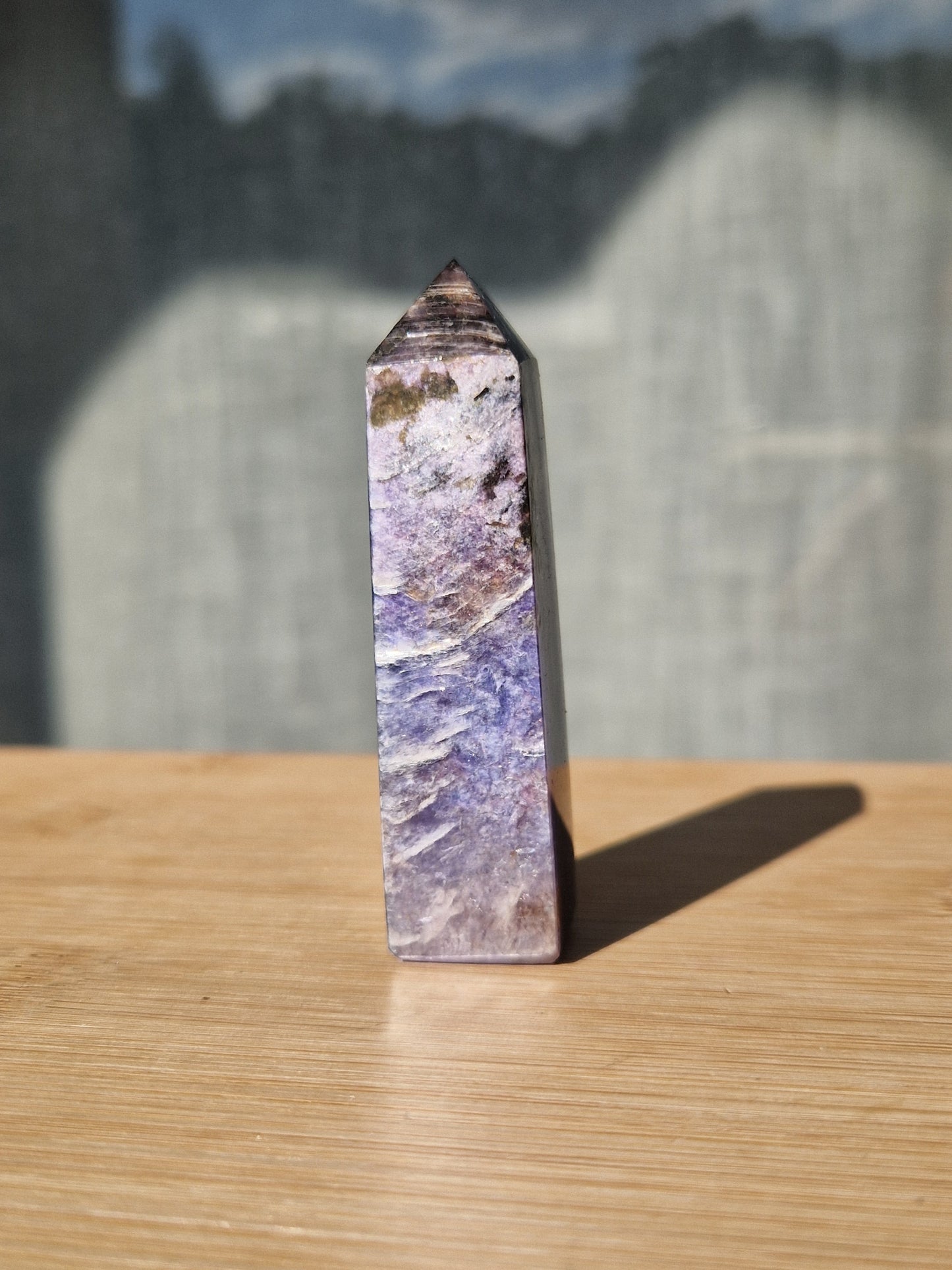 Pointe Lépidolite mica