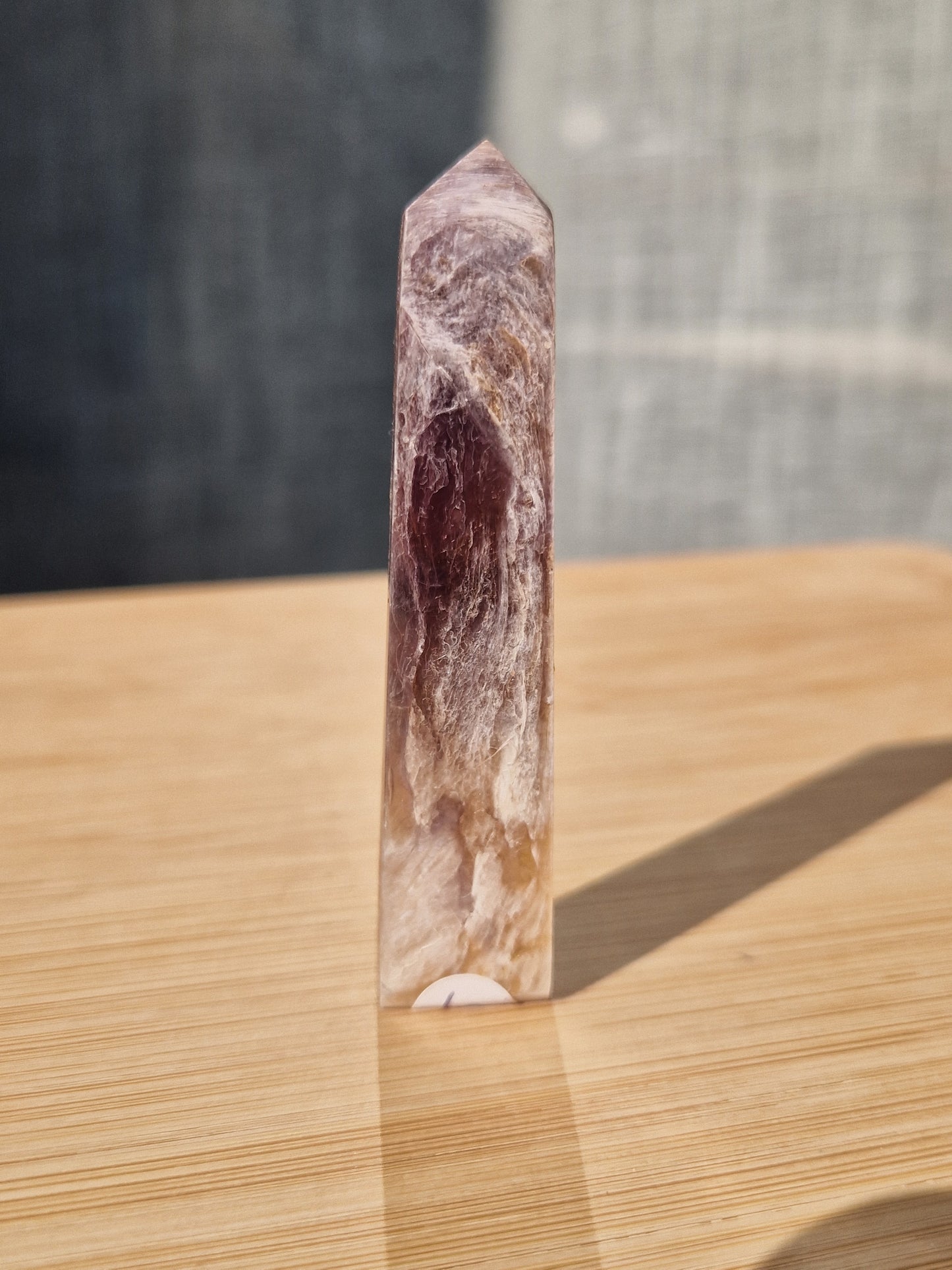 Pointe Lépidolite mica