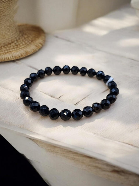 Bracelet onyx facetté 8mm