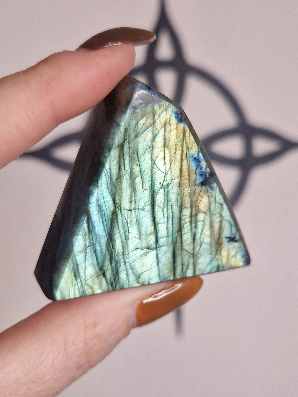 Tranche Labradorite