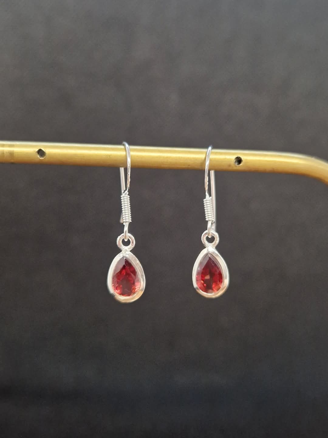 Boucles d'oreilles Grenat