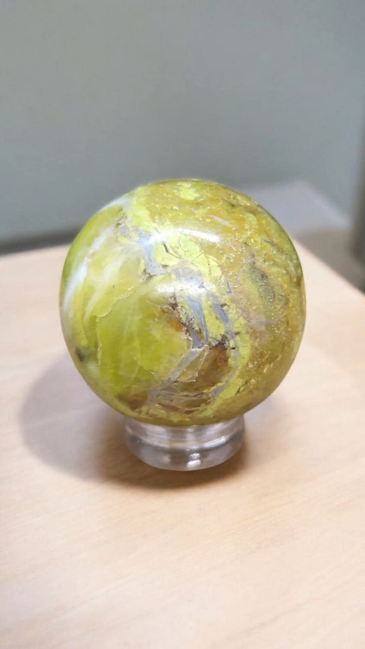 Petite sphère en Opale verte