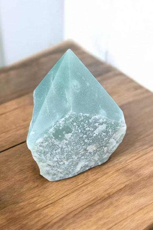 Pointe Aventurine verte semi polie