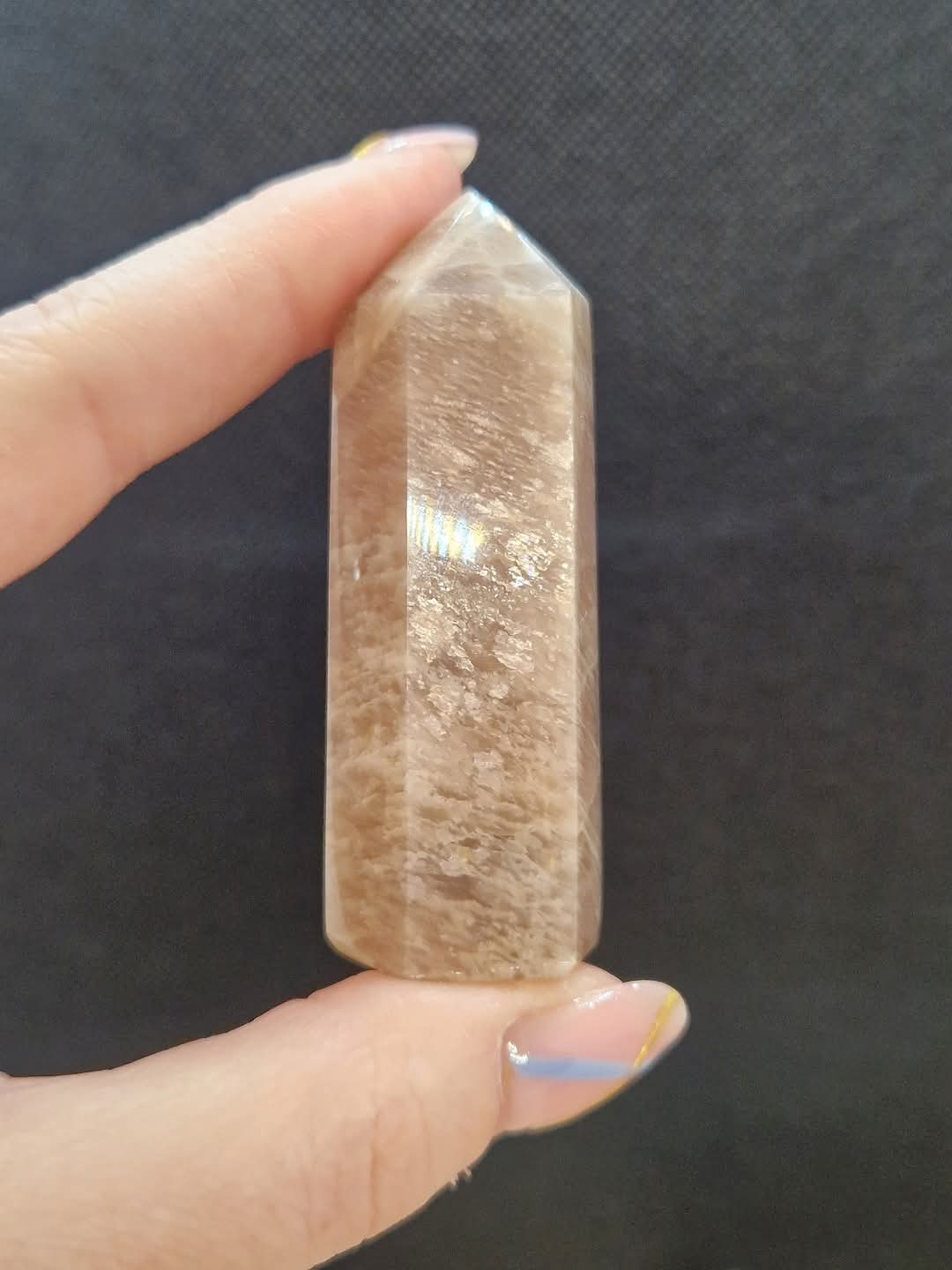 Pointes pierre de lune beige