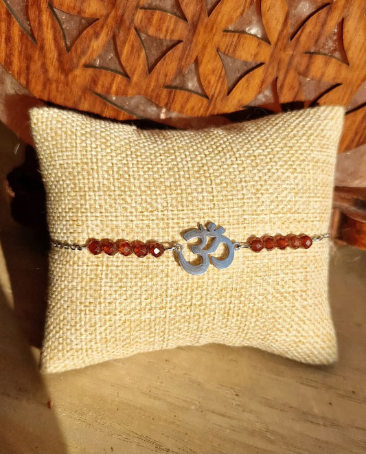 Bracelet Grenat Spessartine & Om