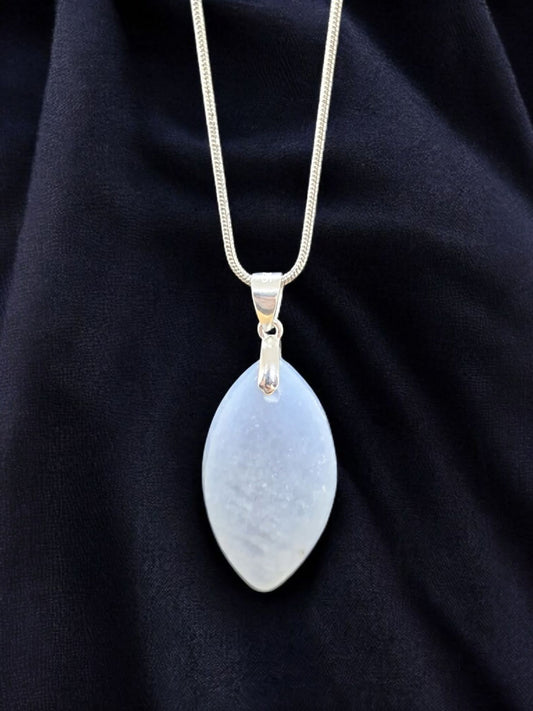 Pendentif calcite bleue