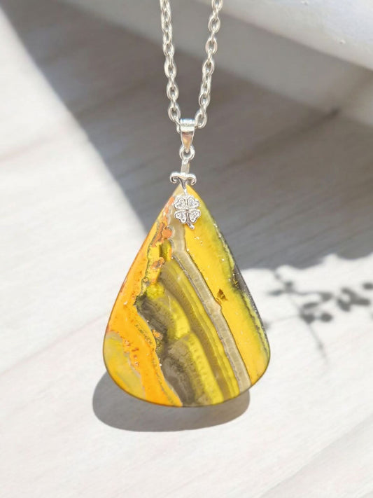 Pendentif jaspe bumblebee
