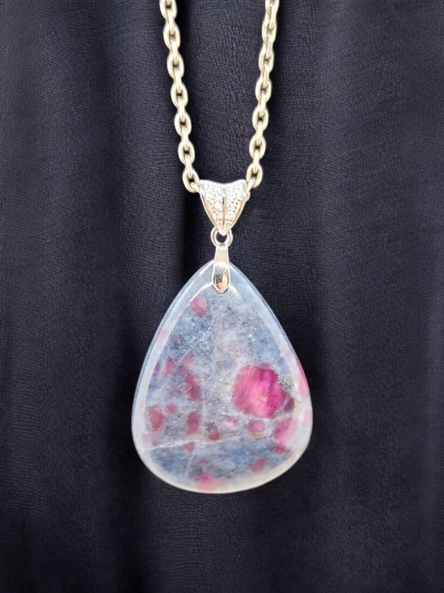 Pendentif Rubis Cyanite