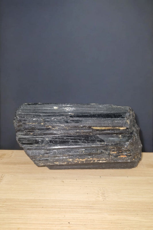 Tourmaline noire brute