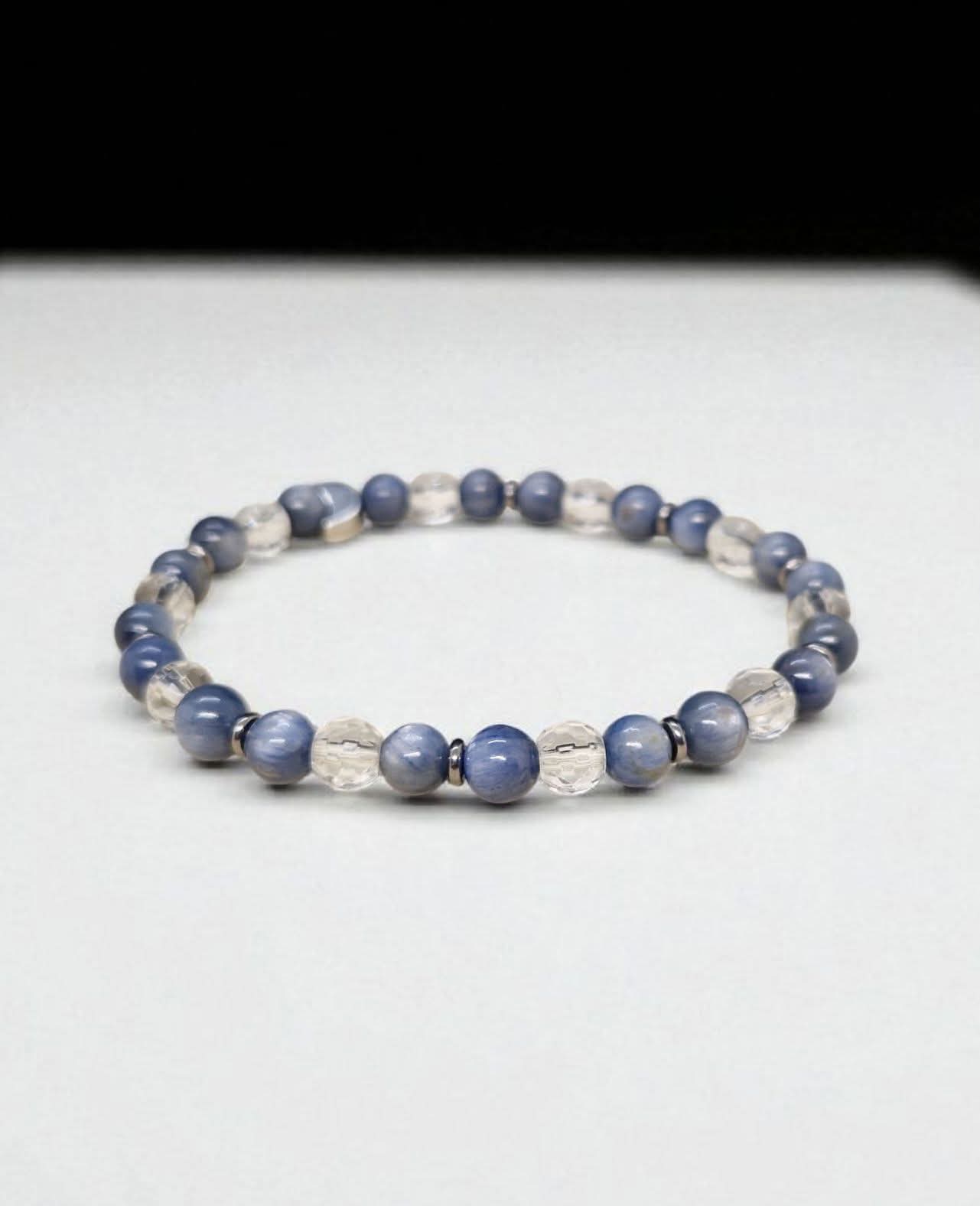 Bracelet Cyanite bleue et cristal de roche 6mm