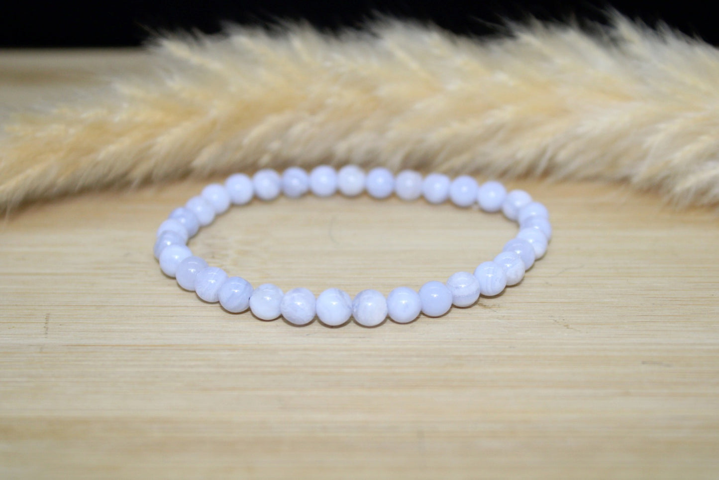 Bracelet Calcédoine bleue 6mm