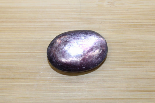 Galet Lépidolite mica