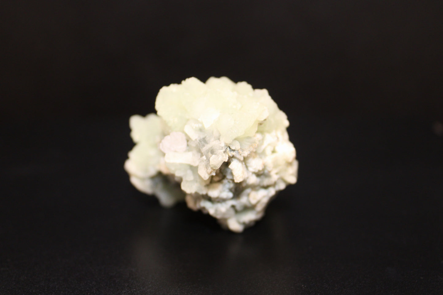 Prehnite brute