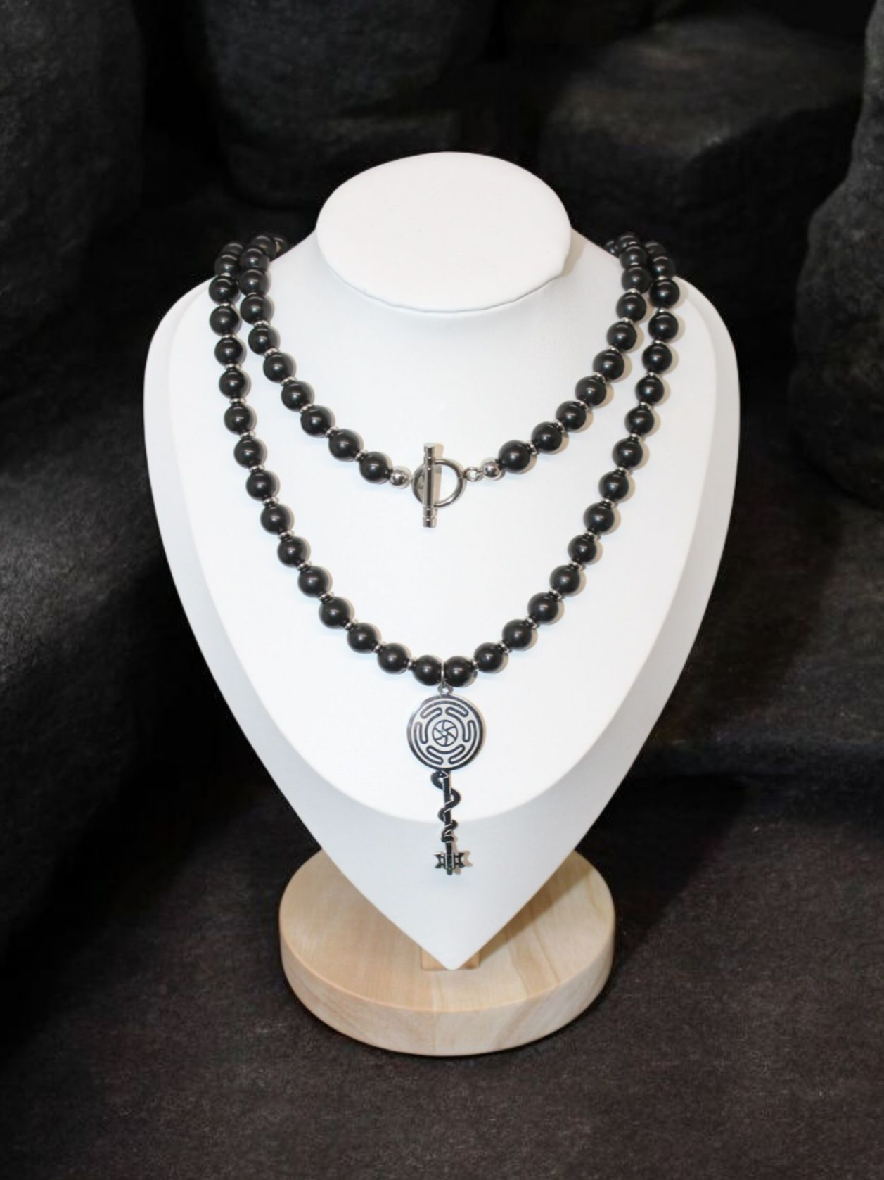 Collier Sautoir agate noire Hécate