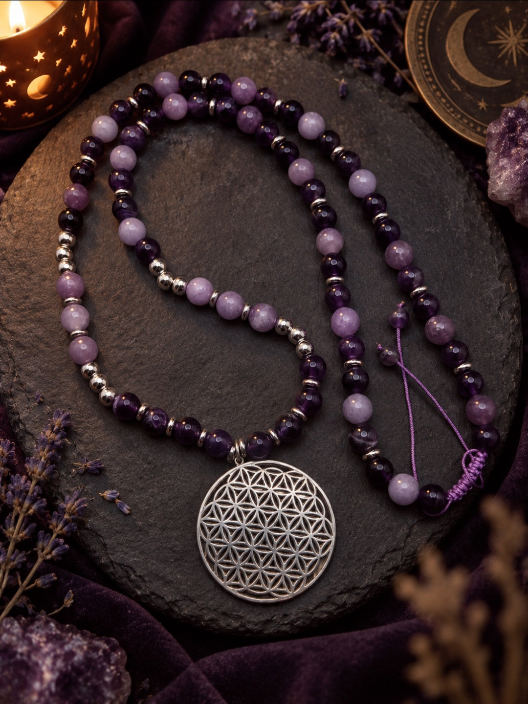 Collier Violette sacrée
