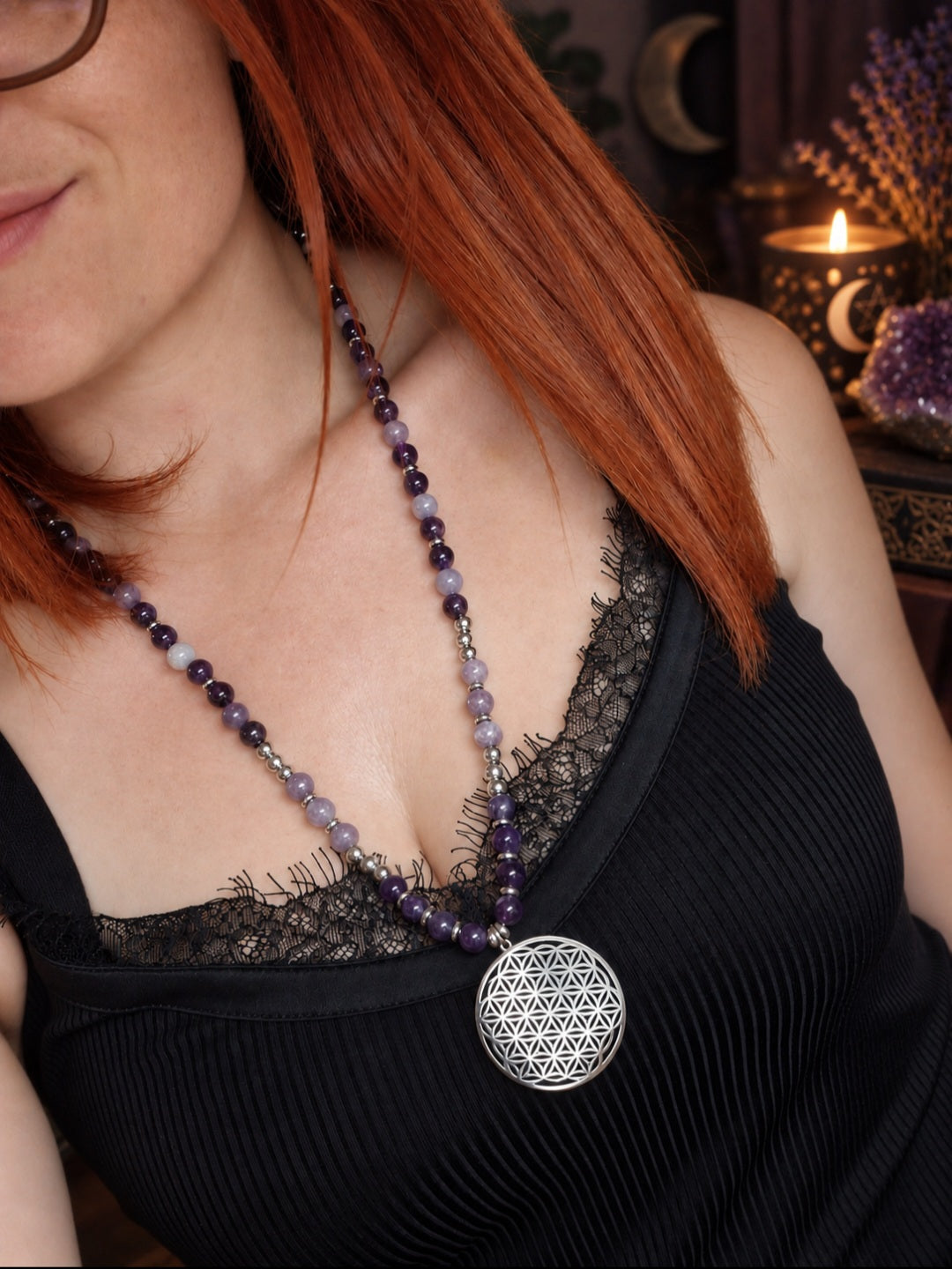 Collier Violette sacrée