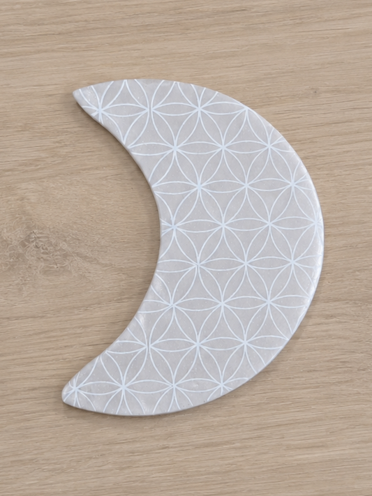 Croissant de lune Gypse gravé fleur de vie