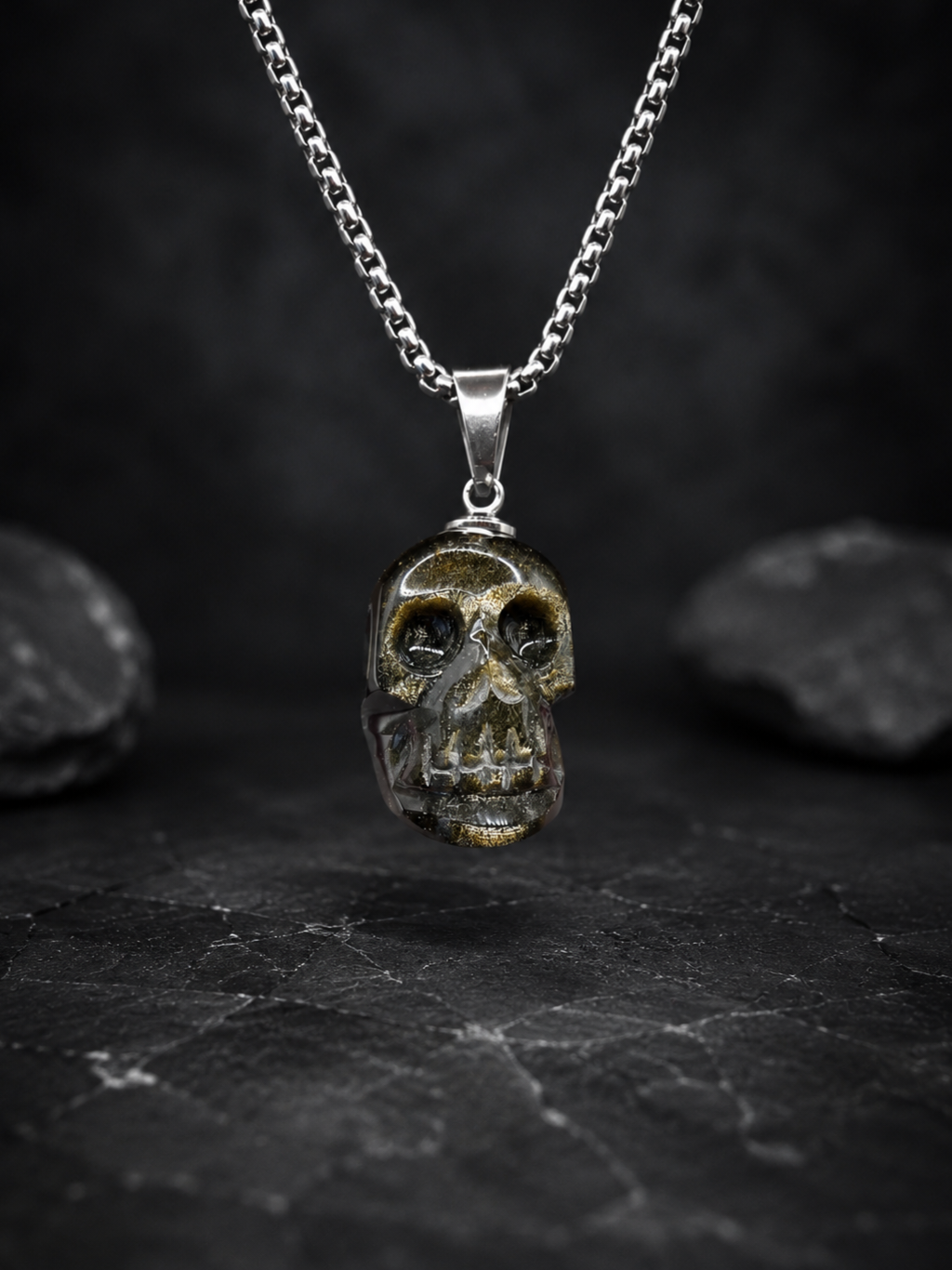Pendentif Obsidienne dorée crâne